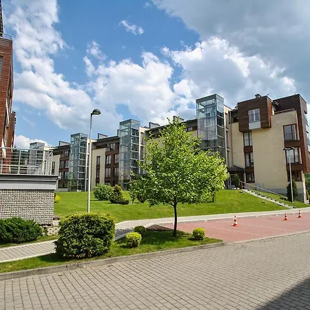 Apartament Karmelowy- Sunseasons24 ウストロン