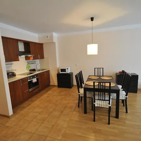 Apartament Karmelowy- Sunseasons24 * ウストロン
